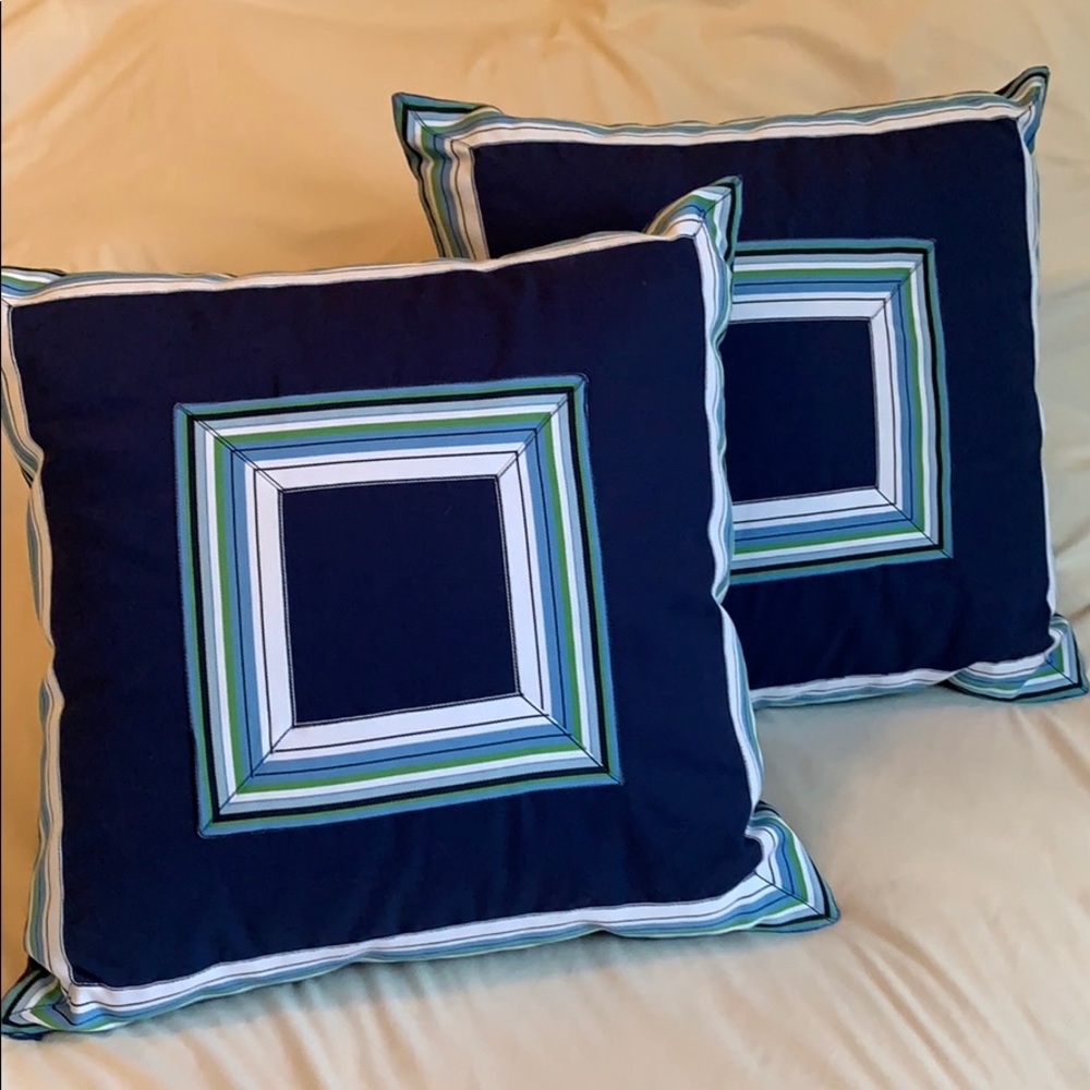 Set of 2 Tommy Hilfiger decorative pillows